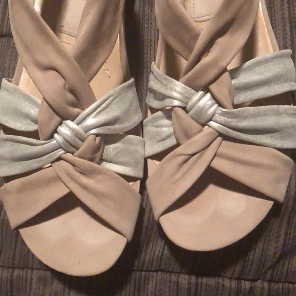 Shoes - Picture 5 of 8